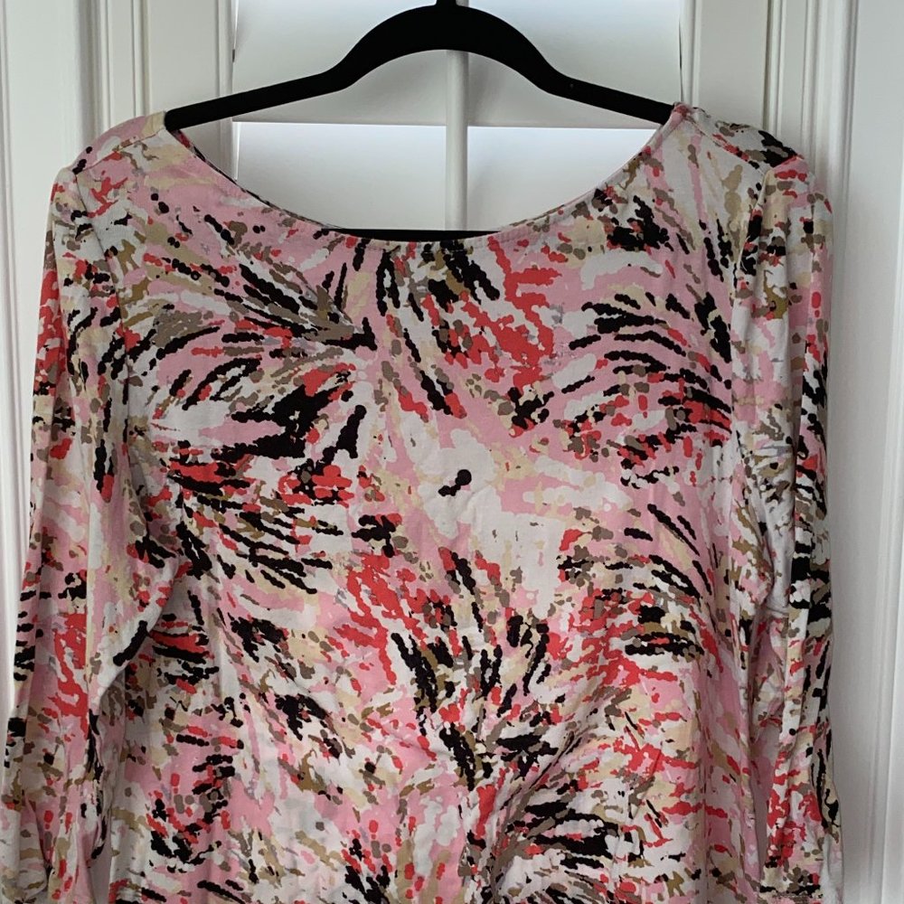 Peck&Peck multi-colored tshirt.  3/4 length sleeves. Size L.